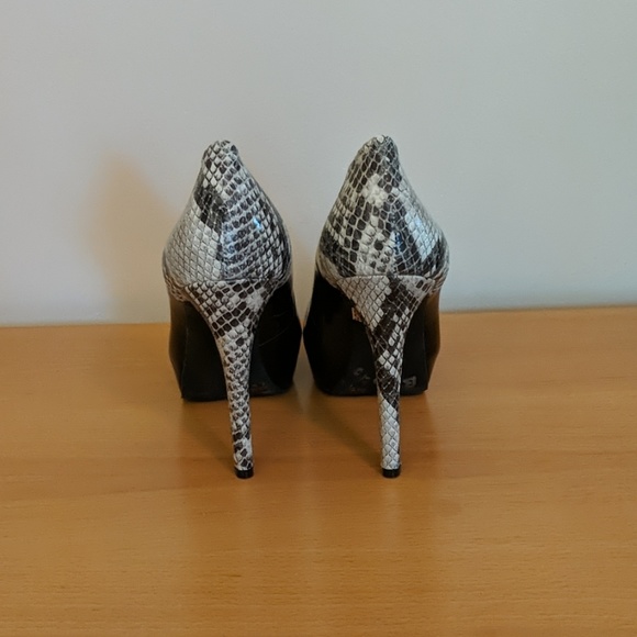 NWOT Jessica Simpson platform peep toe heel - Picture 4 of 8